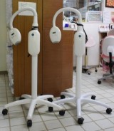 助村歯科医院ホワイトニング用ＬＥＤ照射器2台
